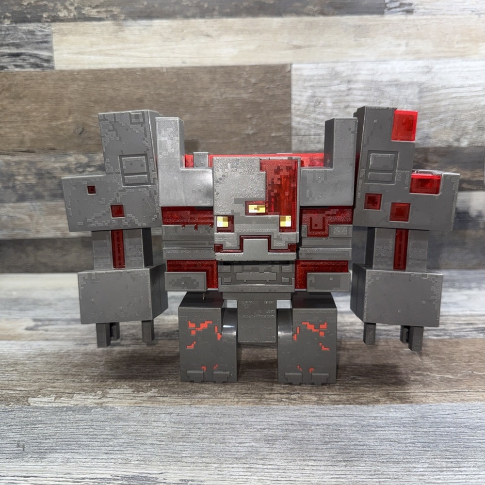 Minecraft Dungeons Redstone Monstrosity Deluxe Action Figure Mattel 10"